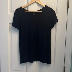Gap Navy T-Shirt with Mesh Pleated Back